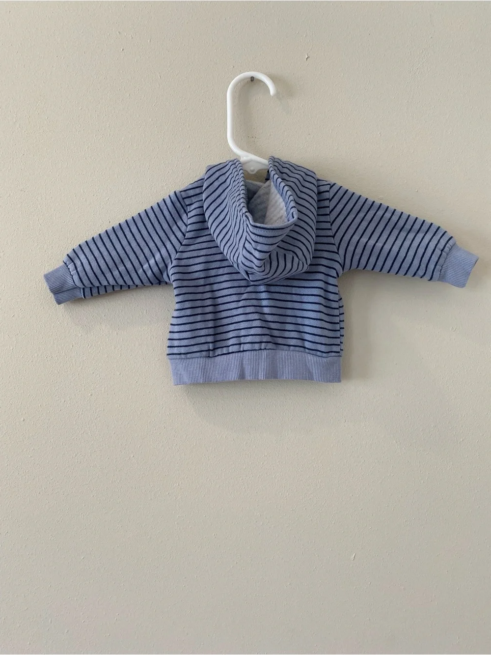 Carter’s Sweater Newborn 0 Months Striped Hoodie Hood Front Zip Fleece Pockets